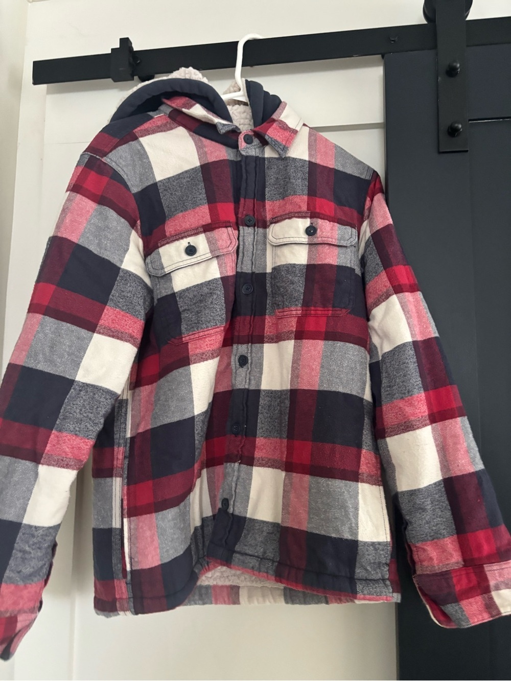 Hollister Red Navy Cream Plaid Sherpa-Lined Hooded Shirt Jacket - Picture 3 of 6